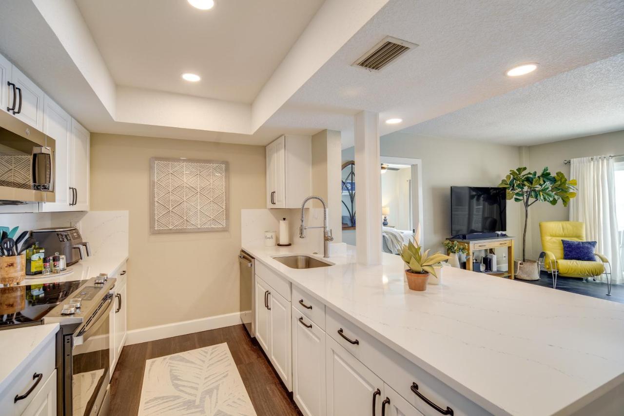 Oceanfront Satellite Beach Condo With Balcony, Views Buitenkant foto